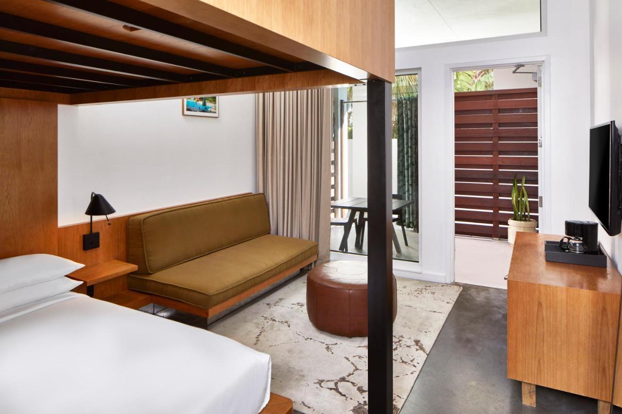 The Sarasota Modern, A Tribute Portfolio Hotel Exterior photo