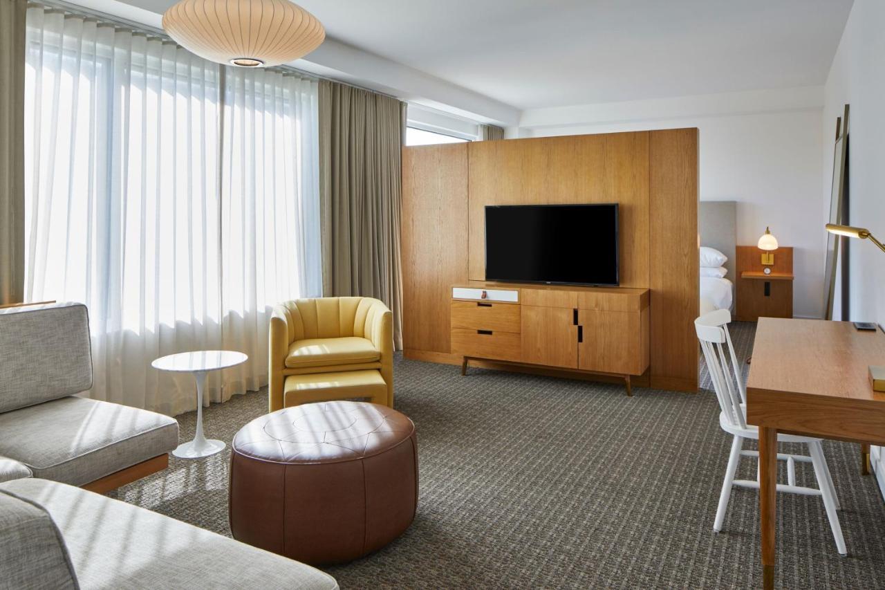 The Sarasota Modern, A Tribute Portfolio Hotel Exterior photo